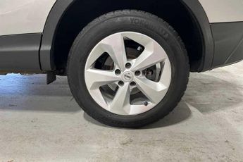 NISSAN QASHQAI 1.3 DIG-T Acenta Premium SUV 5dr Petrol DCT Auto Euro 6 (s/s) (1