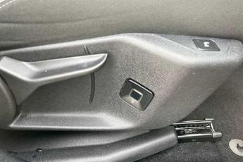 VAUXHALL GRANDLAND 1.2 GS SUV 5dr Petrol Hybrid e-DCT Euro 6 (s/s) (136 ps)