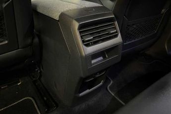 Peugeot E-3008 73kWh GT SUV 5dr Electric Auto (210 ps)