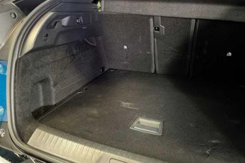 Peugeot E-3008 73kWh GT SUV 5dr Electric Auto (210 ps)