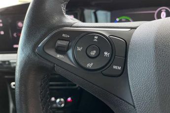 VAUXHALL MOKKA Electric 50kWh Ultimate SUV 5dr Electric Auto (136 ps)