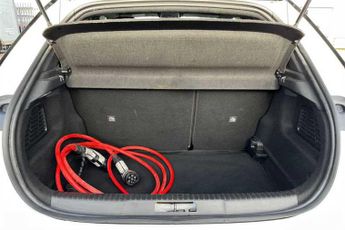 VAUXHALL MOKKA Electric 50kWh Ultimate SUV 5dr Electric Auto (136 ps)