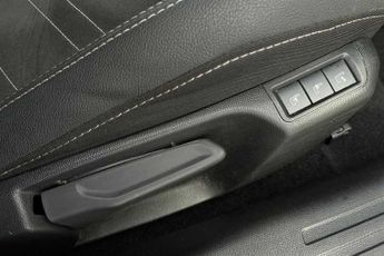 VAUXHALL MOKKA Electric 50kWh Ultimate SUV 5dr Electric Auto (136 ps)