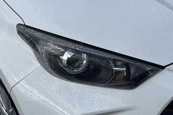 TOYOTA YARIS 1.5 VVT-h Icon Hatchback 5dr Petrol Hybrid E-CVT Euro 6 (s/s) (1