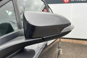 TOYOTA C-HR 1.8 VVT-h GPF Icon SUV 5dr Petrol Hybrid CVT Euro 6 (s/s) (122 p