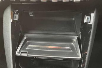 Peugeot E-2008 50kWh GT Premium SUV 5dr Electric Auto (7kW Charger) (136 ps)