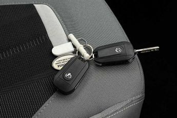 VAUXHALL MOKKA Electric 50kWh Design SUV 5dr Electric Auto (136 ps)