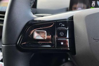 MG MG4 EV 64kWh Trophy Long Range Hatchback 5dr Electric Auto (203 ps)