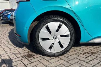 VOLKSWAGEN ID.3 Pro Performance 58kWh Family Hatchback 5dr Electric Auto (204 ps