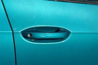 VOLKSWAGEN ID.3 Pro Performance 58kWh Family Hatchback 5dr Electric Auto (204 ps