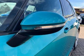 VOLKSWAGEN ID.3 Pro Performance 58kWh Family Hatchback 5dr Electric Auto (204 ps