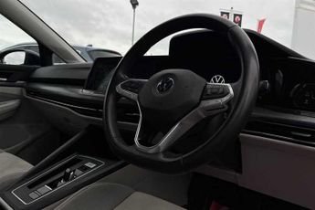 VOLKSWAGEN GOLF 1.5 eTSI MHEV Style Hatchback 5dr Petrol Hybrid DSG Euro 6 (s/s)
