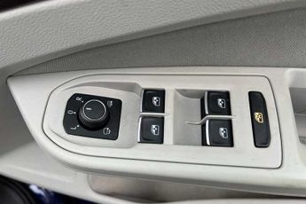 VOLKSWAGEN GOLF 1.5 eTSI MHEV Style Hatchback 5dr Petrol Hybrid DSG Euro 6 (s/s)