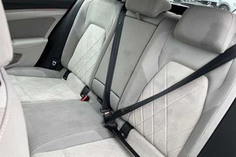 VOLKSWAGEN GOLF 1.5 eTSI MHEV Style Hatchback 5dr Petrol Hybrid DSG Euro 6 (s/s)