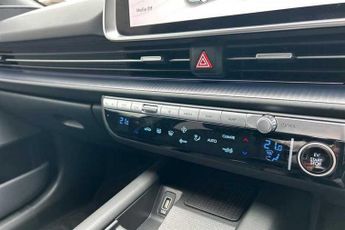 Hyundai IONIQ 6 77.4kWh Premium Saloon 4dr Electric Auto (228 ps)