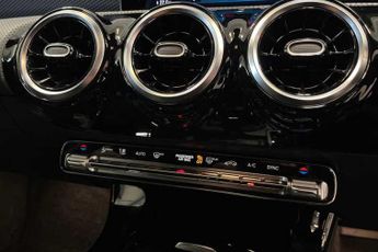 MERCEDES-BENZ A CLASS 1.3 A200 Sport (Executive) Hatchback 5dr Petrol 7G-DCT Euro 6 (s