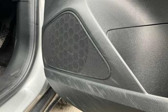 MG ZS 72.6kWh Trophy Long Range SUV 5dr Electric Auto (156 ps)