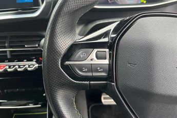 Peugeot E-2008 50kWh GT Premium SUV 5dr Electric Auto (136 ps)