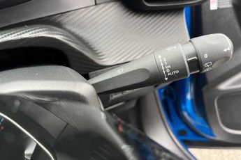 Peugeot E-2008 50kWh GT Premium SUV 5dr Electric Auto (136 ps)