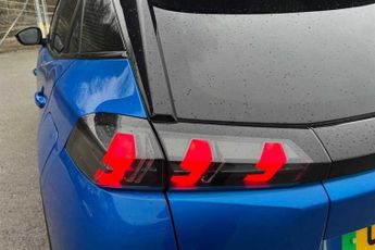 Peugeot E-2008  50 kWh (136 PS) GT Premium 5 Door Electric SUV Automatic 