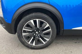 Peugeot E-2008 50kWh GT Premium SUV 5dr Electric Auto (136 ps)