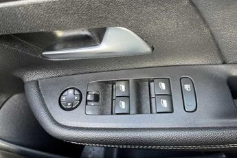 VAUXHALL MOKKA Electric 50kWh GS SUV 5dr Electric Auto (136 ps)