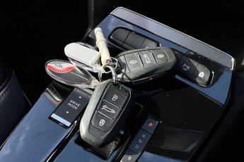 VAUXHALL MOKKA Electric 50kWh GS SUV 5dr Electric Auto (136 ps)