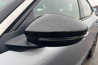 VAUXHALL MOKKA Electric 50kWh Elite Premium SUV 5dr Electric Auto (136 ps)