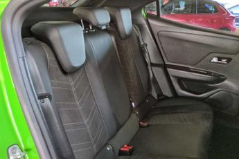 VAUXHALL MOKKA Electric 50kWh Ultimate SUV 5dr Electric Auto (136 ps)