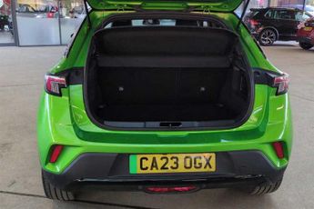 VAUXHALL MOKKA Electric 50kWh Ultimate SUV 5dr Electric Auto (136 ps)