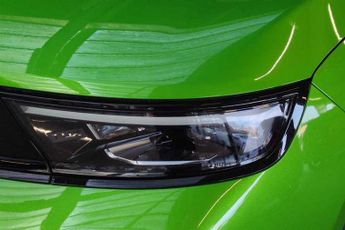 VAUXHALL MOKKA Electric 50kWh Ultimate SUV 5dr Electric Auto (136 ps)
