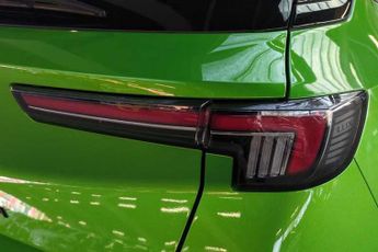 VAUXHALL MOKKA Electric 50kWh Ultimate SUV 5dr Electric Auto (136 ps)