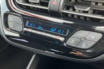 TOYOTA C-HR 1.8 VVT-h Icon SUV 5dr Petrol Hybrid CVT Euro 6 (s/s) (122 ps)