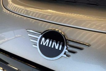 MINI ELECTRIC HATCH Cooper SE 32.6kWh Level 3 Hatchback 3dr Electric Auto (184 ps)