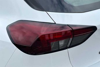 VAUXHALL Corsa Electric 50kWh Yes Hatchback 5dr Electric Auto (136 ps)