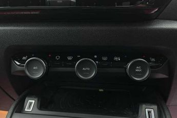 CITROEN E-C4 50kWh e-series Hatchback 5dr Electric Auto (7.4kW Charger) (136 