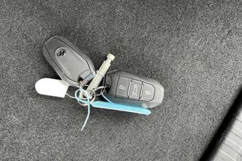 CITROEN E-C4 50kWh e-series Hatchback 5dr Electric Auto (7.4kW Charger) (136 