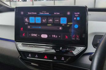 VOLKSWAGEN ID.3 Pro 58kWh Family Hatchback 5dr Electric Auto (145 ps)
