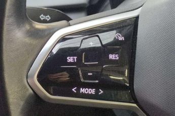 VOLKSWAGEN ID.3 Pro 58kWh Family Hatchback 5dr Electric Auto (145 ps)