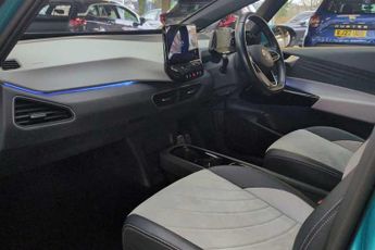 VOLKSWAGEN ID.3 Pro 58kWh Family Hatchback 5dr Electric Auto (145 ps)