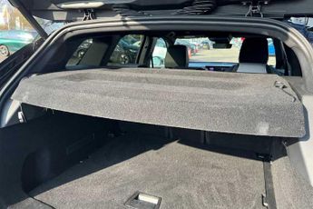 Vauxhall Grandland 1.2 Ultimate SUV 5dr Petrol Hybrid e-DCT Euro 6 (s/s) (136 ps)