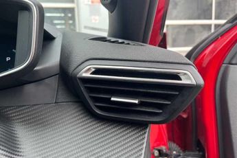 PEUGEOT E-2008 50kWh GT SUV 5dr Electric Auto (7kW Charger) (136 ps)