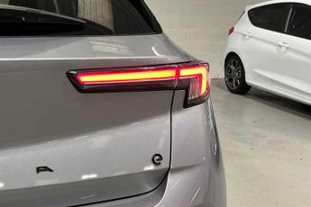 VAUXHALL MOKKA Electric 50kWh SRi Premium SUV 5dr Electric Auto (136 ps)