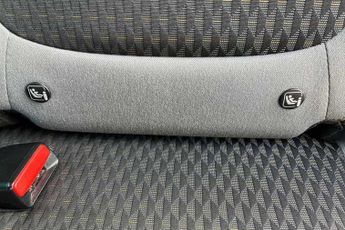 Vauxhall Crossland X 1.5 Turbo D Elite SUV 5dr Diesel Auto Euro 6 (s/s) (120 ps)