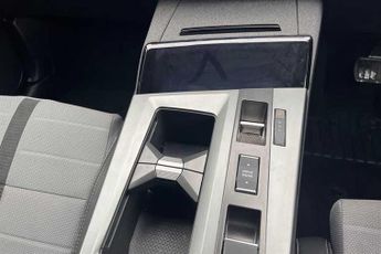 Vauxhall Grandland Electric 73kWh Ultimate SUV 5dr Electric Auto (213 ps)