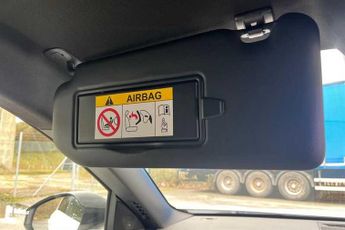 Vauxhall Grandland 1.2 Ultimate SUV 5dr Petrol Hybrid e-DCT Euro 6 (s/s) (136 ps)