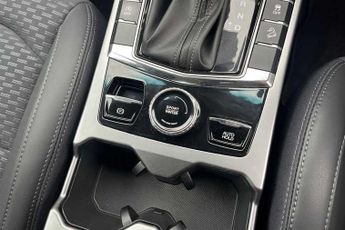 Ssangyong Korando 1.5 Ventura SUV 5dr Petrol Auto Euro 6 (s/s) (163 ps)