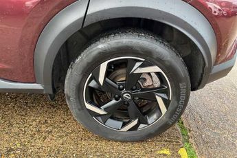 NISSAN JUKE 1.6 N-Connecta SUV 5dr Petrol Hybrid Auto Euro 6 (143 ps)
