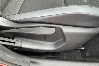 NISSAN JUKE 1.6 N-Connecta SUV 5dr Petrol Hybrid Auto Euro 6 (143 ps)