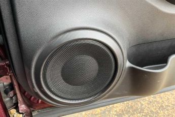 NISSAN JUKE 1.6 N-Connecta SUV 5dr Petrol Hybrid Auto Euro 6 (143 ps)